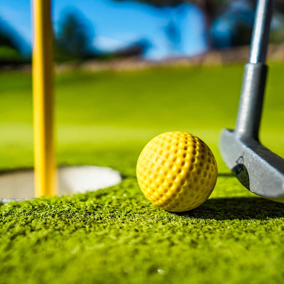 mini-golf