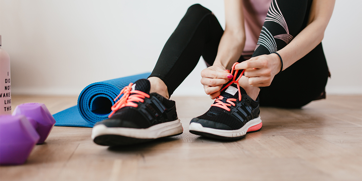 Reprise du sport : comment rester assidu Avec l'arrivée de l'été et les futures réouvertures qui approchent, c'est le moment idéal pour reprendre le sport et prendre soin de son corps !
