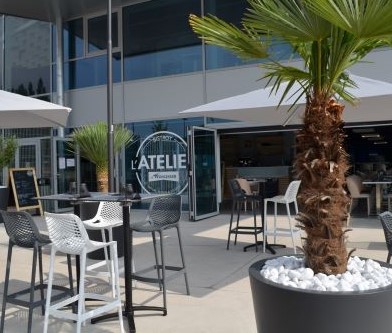 restaurant