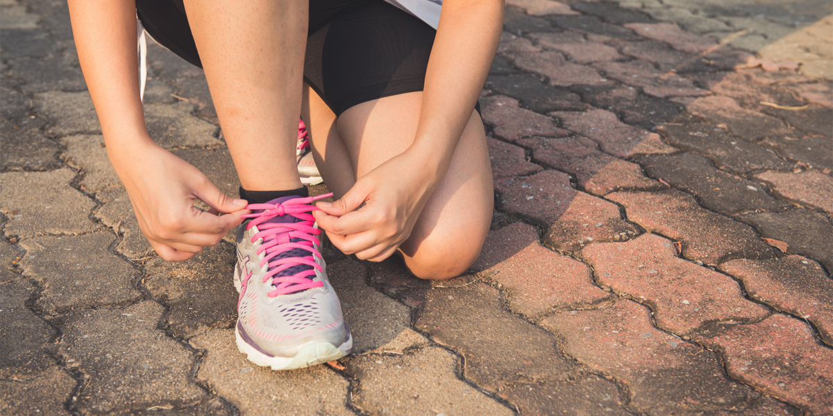 Comment soulager les jambes lourdes Picotements, lourdeur, engourdissements… Les jambes lourdes mènent la vie dure à de nombreuses femmes, et encore plus une fois l'été installé.